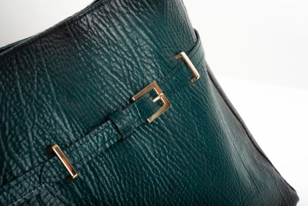 Δερμάτινη τσάντα Genui leather με ζωνάκι πράσινη - Image 5