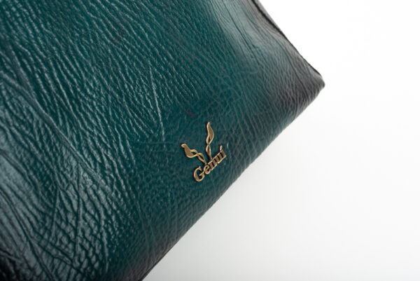 Δερμάτινη τσάντα Genui leather με ζωνάκι πράσινη - Image 6