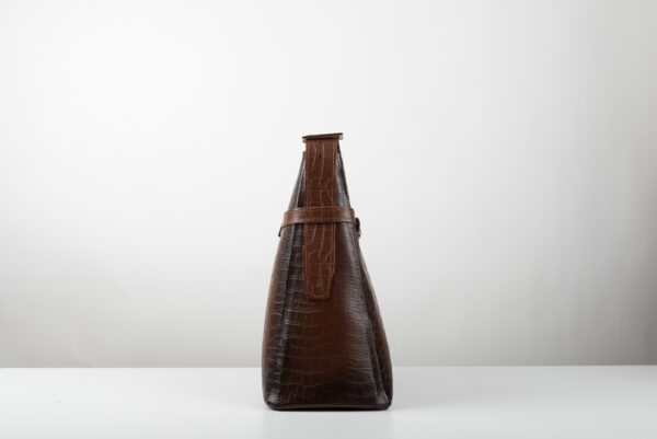 Δερμάτινη τσάντα Genui leather με ζωνάκι καφέ - Image 4