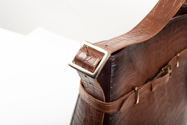 Δερμάτινη τσάντα Genui leather με ζωνάκι καφέ - Image 7